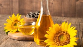 Єврокомісія заборонить імпорт української соняшникової олії