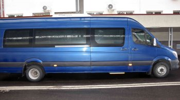 мікроавтобус