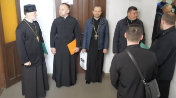 У Житомирі 16 священників ПЦУ прийшли оновити дані в ТЦК