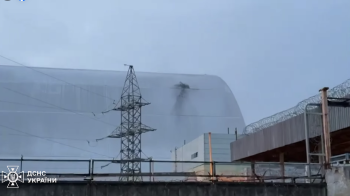 Російський дрон влучив в укриття зруйнованого реактора Чорнобильської АЕС