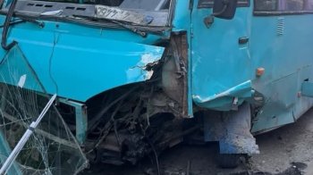 На Дрогобиччині внаслідок ДТП автобуса та легковика постраждали 11 людей