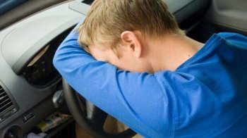 Неповнолітній син їздив за кермом та перевищив швидкість: суд на Львівщині оштрафував матір