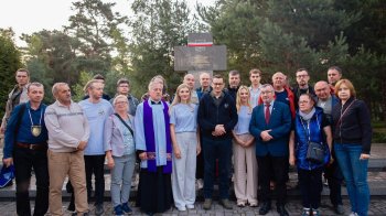 Прем’єр Польщі вшанував жертв Волинської трагедії в Україні