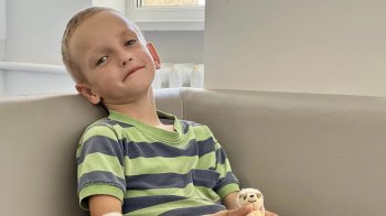 Львівські лікарі врятували семирічного хлопчика від розриву кишківника