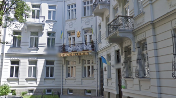 Стало відоме імʼя викритого на хабарі львівського прокурора