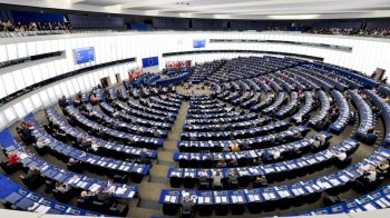 Європарламент підтримав повне ембарго на енергоносії з росії