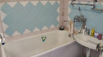 Матері з Львівщини винесли вирок за утоплення дворічного сина у ванній