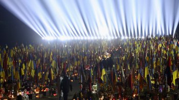 Над двома львівськими кладовищами  засвітять промені памʼяті