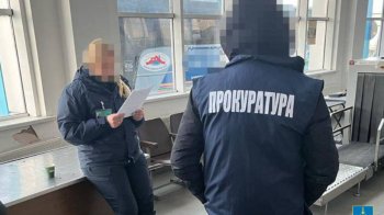 Корупція на львівській митниці: інспекторку ув’язнять за хабарництво