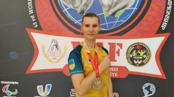 Спортсменка зі Львівщини здобула два «срібла» на чемпіонаті світу з армреслінгу серед незрячих