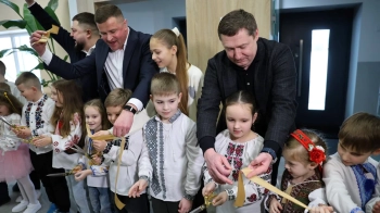На Львівщині відкрили модернізований ліцей з протирадіаційним укриттям