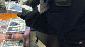 У «Рава-Руській» затримано контрабанду iPhone 17 на півмільйона
