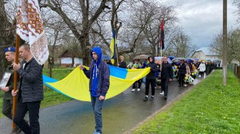 Загинув під час бойового завдання: на Львівщині провели в останню путь захисника