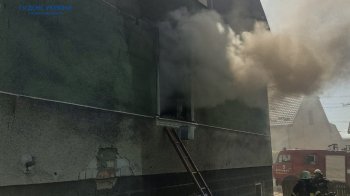 На Львівщині від вибуху газу згорів будинок: власник з опіками потрапив до лікарні