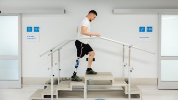 “Не існує непридатних професій”. Як Superhumans допомагає пацієнтам з протезами знайти роботу