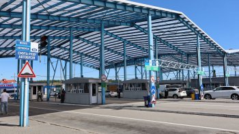 Інспекторку Львівської митниці звільнили після серії крадіжок у ТРЦ