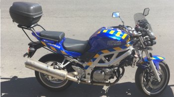 На Львівщині водій Peugeot уник покарання за ДТП з патрульним мотоциклістом