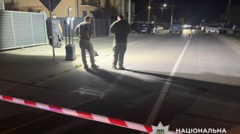 В селі під Львовом пролунав вибух: пошкоджені вікна будинків, автомобілі й огорожі