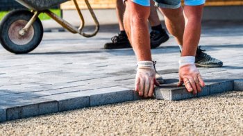 У Яворові скасували тендер на ремонт тротуару за 4,9 млн грн