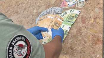 Українці везли поїздом через кордон з Львівщиною 3 млн грн у валюті