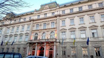 Львівська обласна військова адміністрація набирає стажистів