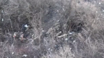 Окупанти вбили щонайменше сімох українських бійців, які здавалися в полон