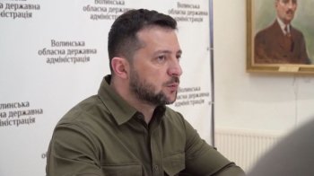 Зеленський звільнив трьох голів райдержадміністрацій