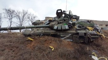 За добу Росія втратила ще майже 700 вояк та 4 танки