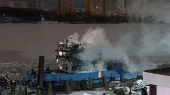 Флот у вогні: у Москві спалахнув російський буксир