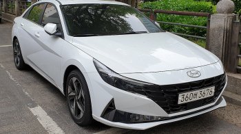 У Львові студент на Hyundai в’їхав у будинок та втік з місця ДТП