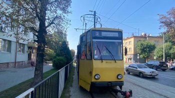 42-річна жінка потрапила в реанімацію внаслідок наїзду трамвая