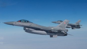 Партнери затягують з графіком тренувань українців на F-16 — Зеленський