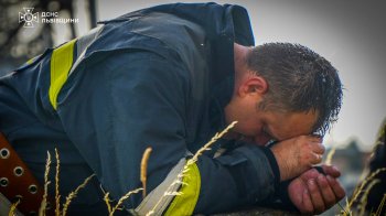 Ліквідація наслідків ракетного удару на Львівщині: фото рятувальників