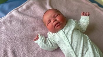 Через кесарів розтин у Львові народилася дівчинка вагою понад 5 кг