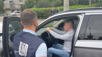 Екскерівнику виконавчої служби на Львівщині замінили п'ять років тюрми штрафом 