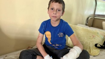 Хлопчика з Нового Роздолу прооперували після травми руки на майданчику