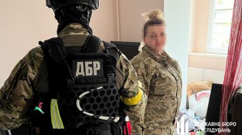 6 тис. доларів за втечу: на Львівщині двох прикордонників та митника підозрюють у допомозі ухилянтам