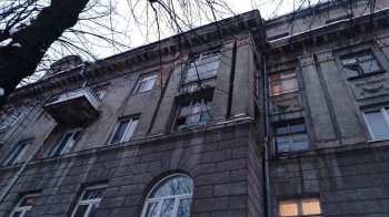 У Львові через падіння снігової брили госпіталізували 20-річного хлопця