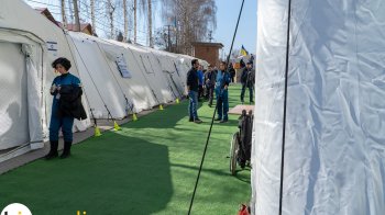Ізраїль розгорнув польовий госпіталь на Львівщині: фоторепортаж