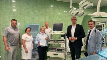 Мостиська лікарня отримала сучасне обладнання від польських благодійників