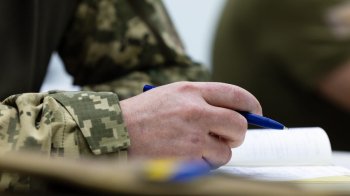 Зарплата від 35 тис. грн: нові критерії бронювання на Львівщині