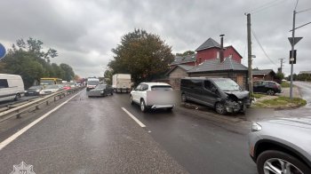 Через зіткнення BMW і Opel ускладнений рух трасою Львів — Шегині