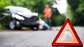 Водійка кросовера зіткнулася з двома неповнолітніми мотоциклістами на Золочівщині