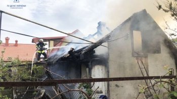 У Бродах через пожежу отруїлись двоє людей