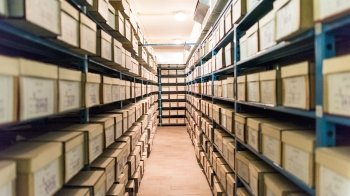 Під тимчасовою окупацією перебуває 1-2% українських архівних документів