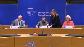 Підписання безпекових угод.