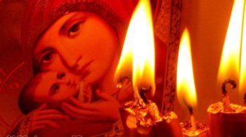 ікона та свічки