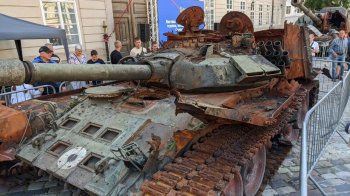 9 безпілотників, 4 засоби ППО, 7 танків, гелікоптер та 200 окупантів: втрати російської армії за минулу добу