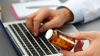 Ліки за рецептом буде лише виписувати лікар: пояснення нововведення