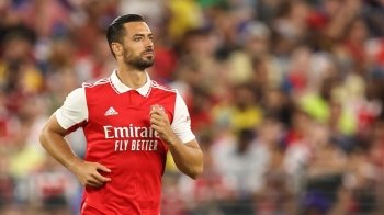 На футболіста лондонського «Арсенала» та ще п'ятьох людей напали з ножем у супермаркеті